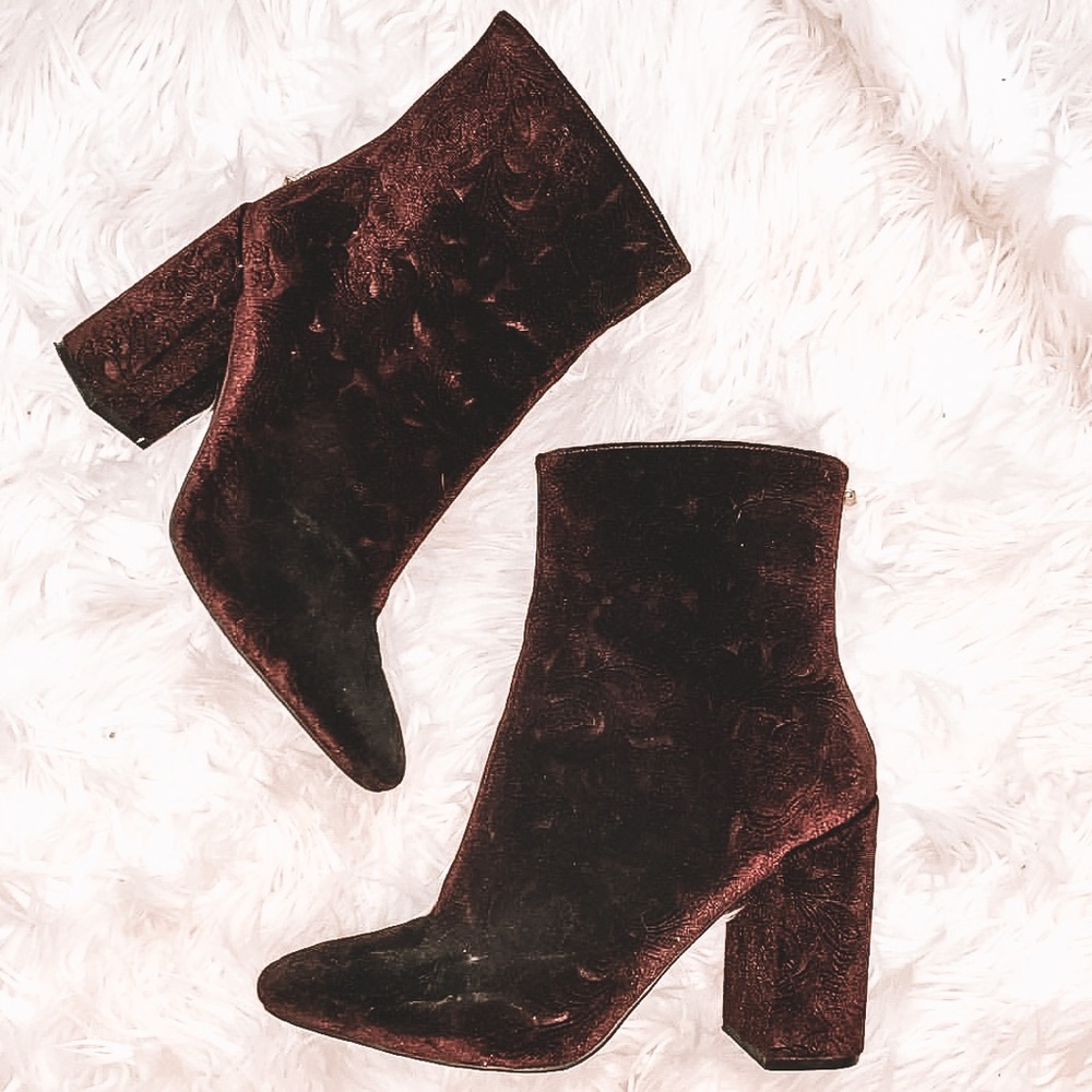 Velvet maroon booties